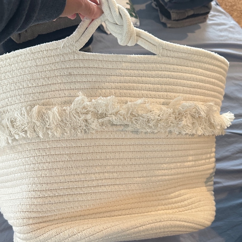 Pillowfort Ivory soft knit storage basket 🧺